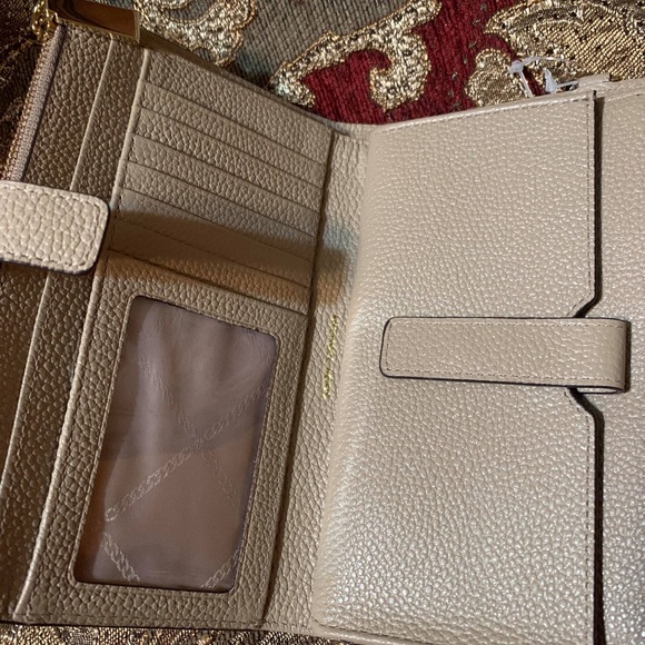 Michael Kors purse/wallet set - Picture 3 of 5